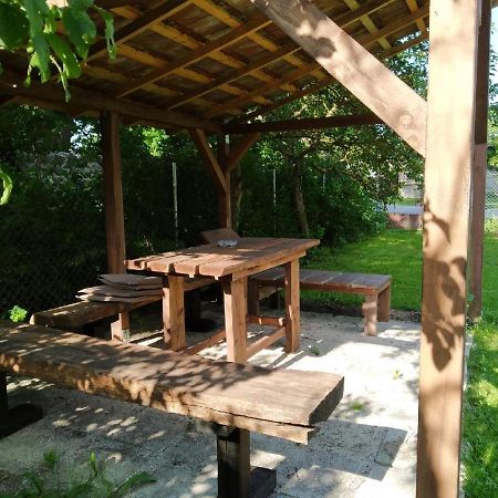 Ubytovani Pod Jilmem Zumberk Bagian luar foto